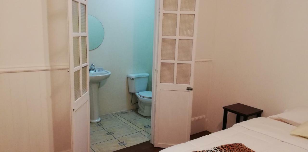 סן חוזה Casa Mayela Guest House מראה חיצוני תמונה